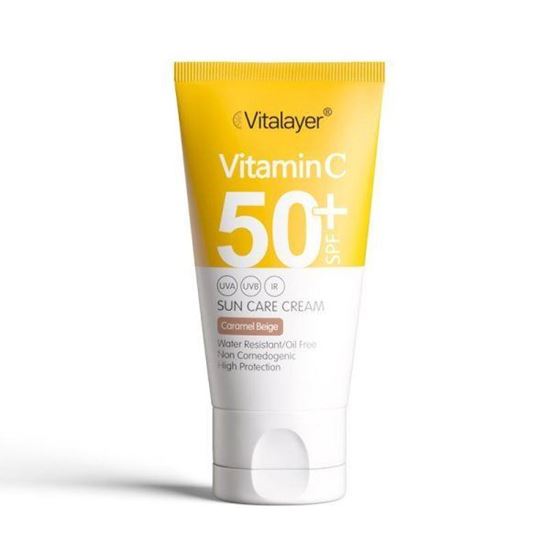 تصویر ضد آفتاب رنگی بژ کاراملی حاوی ویتامین C با +SPF50 ویتالیر